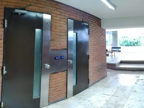 Excelente oficina  40m2  SIN EXPENSAS