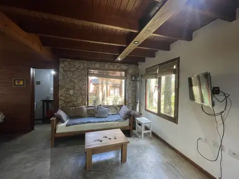 Casa en Alquiler Temporal con 1 cochera