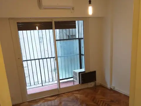 Paraguay 700, Piso 2