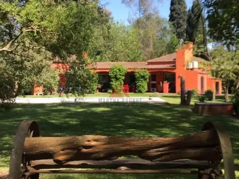 Casa chalet  en alq. temporario en barrio parque los pinos, exaltación de la cruz, g.b.a. zona norte