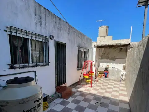 Depto Tipo Casa en Venta al Este