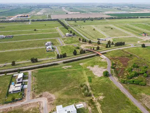 Terreno en  venta em Los Pasos Del Jockey H 29- Fisherton - Rosario