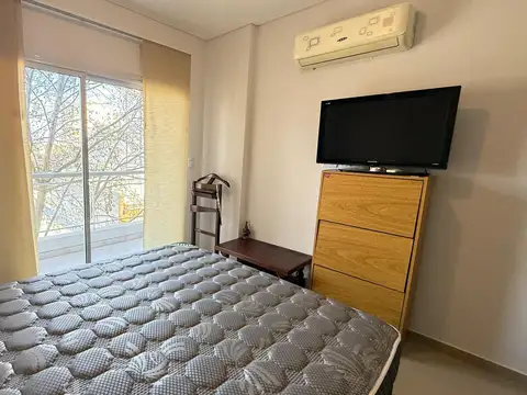 Departamento 3 ambientes al frente en el centro de San Martin