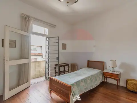 Casa 7 ambientes con 3 baños