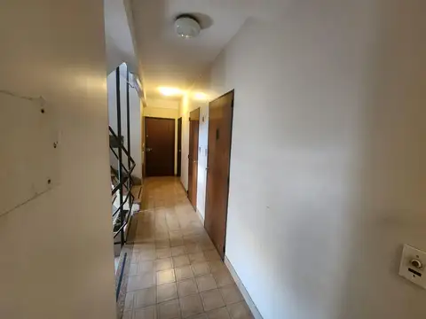 Departamento en Alquiler en Olivos Vias/Maipu, $ 800.000
