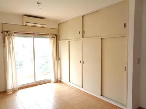 Departamento en Alquiler en Parque Centenario, $ 600.000