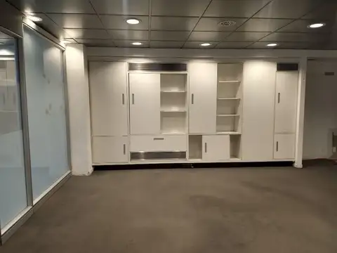 Oficina en Alquiler en Plaza San Martín, $ 900.000