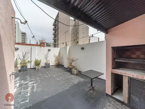 PH en Venta. 3 ambientes, con patio y terraza en Caballito Sur