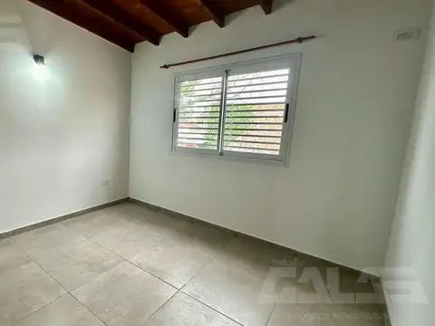 Depto Tipo Casa en Venta al Oeste