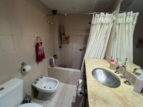 Depto Tipo Casa en Venta 44 años