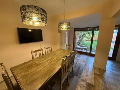 Belisario Roldan 100