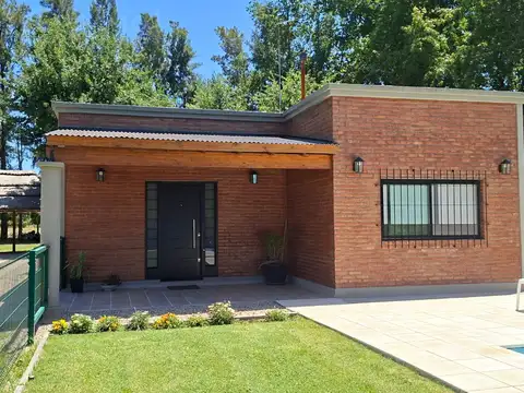 Casa en Venta en Parque Sakura, USD 160.000