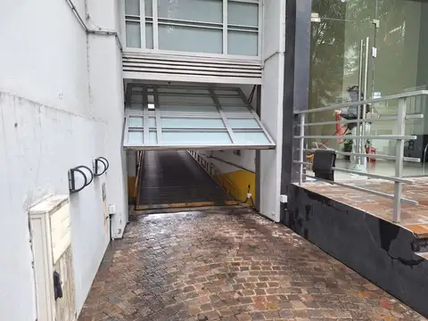 COCHERA VENTA SUBSUELO LOMAS DE ZAMORA 12,50 M2
