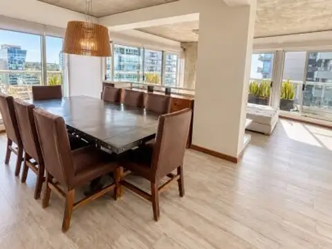 Departamento en Venta de 4 dormitorios