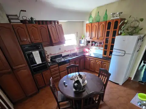 Casa en Venta en Villa General Mitre, USD 450.000