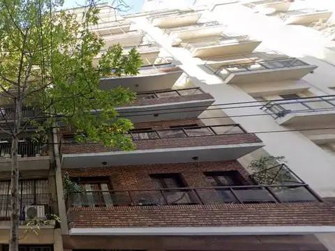 Departamento de 2 ambientes  APTO PROFESIONAL en Recoleta.