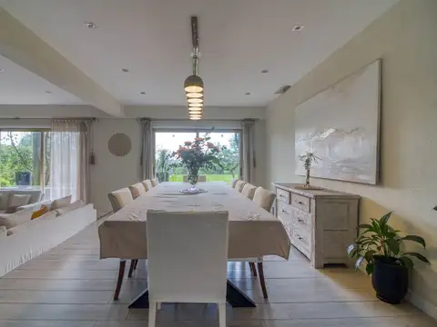 VENTA CASA CON AMARRA PROPIA. SANTA CATALINA