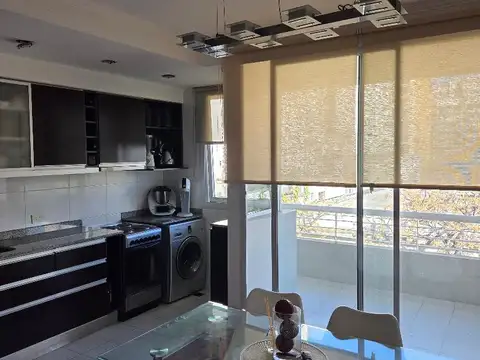 Excelente Semipiso Al Frente con Amplio Balcon y Amenities