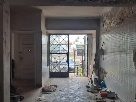 Casa en Venta en Alberdi, USD 180.100