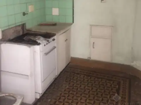 Departamento 7 ambientes con 2 baños