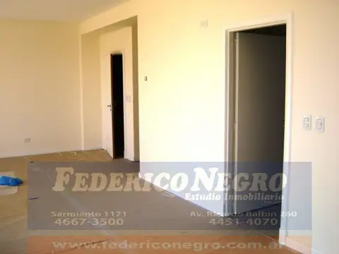 Angel Delia 1000, Piso 7
