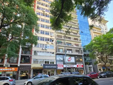 Lima 500, Piso 9