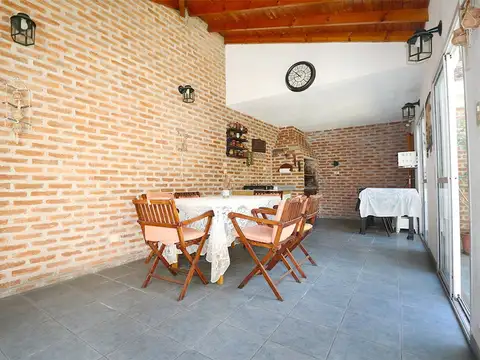 Casa en Venta en Saavedra, USD 305.000