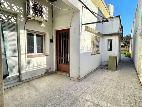 Depto Tipo Casa en Venta con 1 cocheras