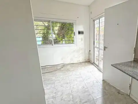 Depto Tipo Casa en Venta de 1 dormitorio
