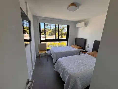 Departamento en Alquiler Temporal en Punta del Este, USD 5.300