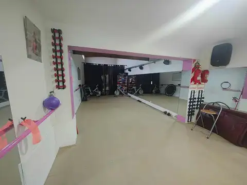 SALON EN ALQUILER EN GENERAL ROCA