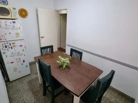 Depto Tipo Casa en Venta 60 años