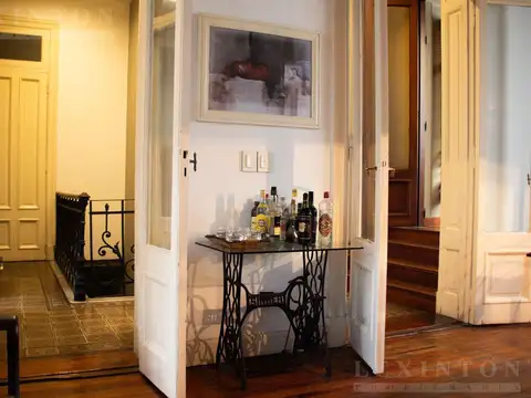 Depto Tipo Casa 5 ambientes con 3 baños