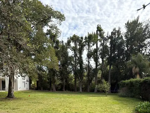 Highland Park C. C, 100
