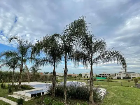 Casa 6 ambientes con 3 baños