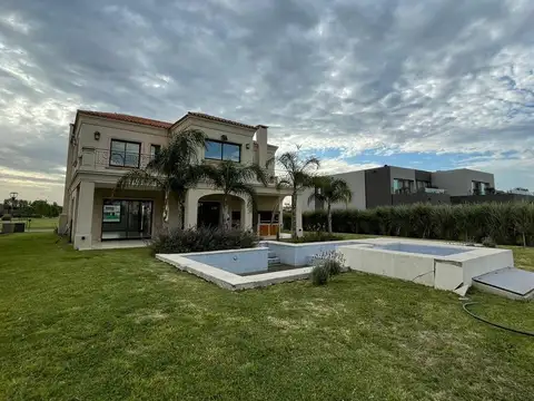 CASA EN VENTA TERRAVISTA