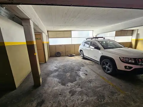 VENTA DE COCHERA EN CABALLITO 