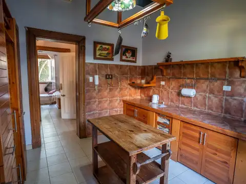 Casa en Venta en José Mármol, USD 385.000