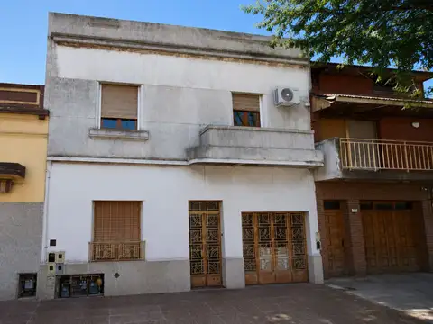 VENTA CASA/LOTE IDEAL INVERSOR 397M2 R2 BERNAL