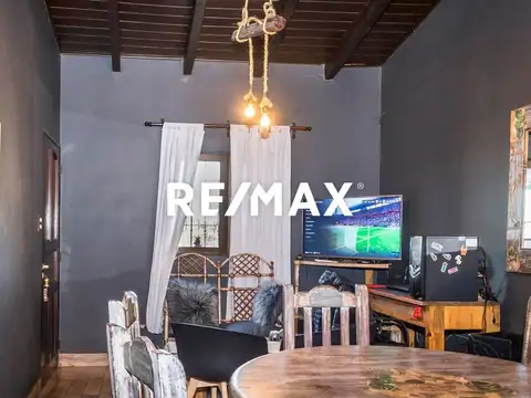 Casa en Venta con 1 cochera