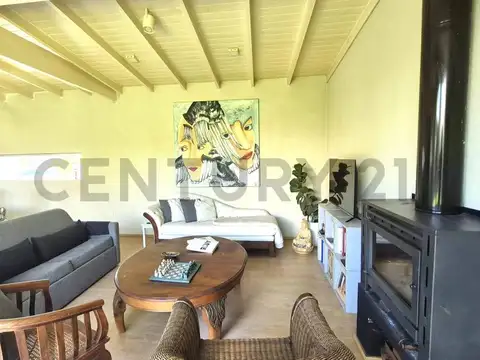 Casa en Venta con 4 cocheras