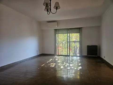 Juan Jose Diaz 700 , Piso 1