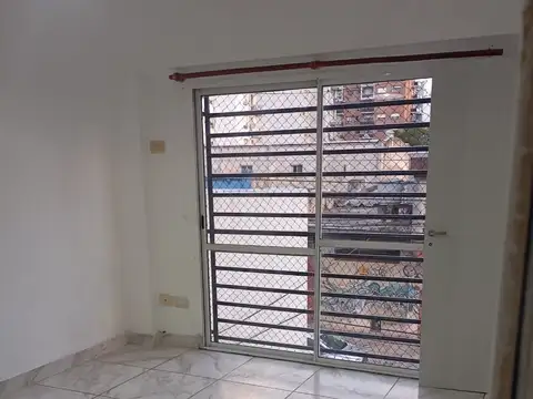 L.N Alem 1000, Piso 2