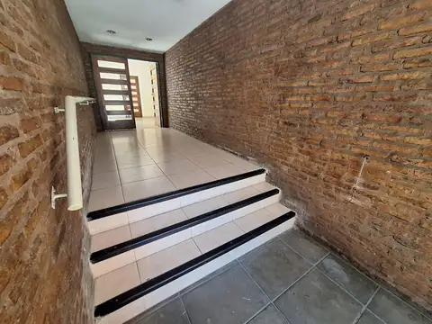 Matheu 3500, Piso PB