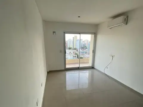 Departamento en Alquiler en Lanus Este, $ 650.000