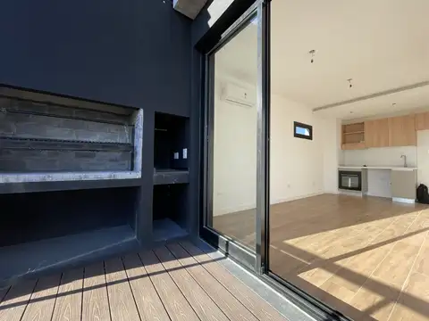 DOS AMBIENTES CON BALCON TERRAZA Y PARRILLA PROPIA