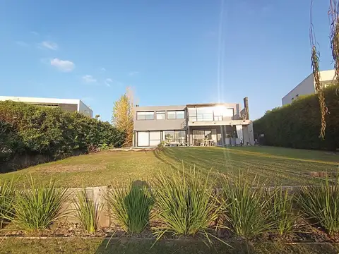Barrio Cerrado El Canton, Escobar 1000
