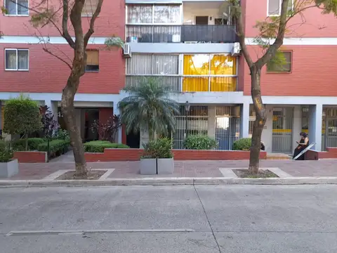 AV PTE PERON 400