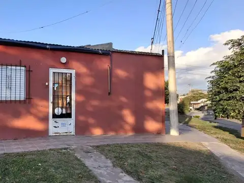 Se vende casa 3 dorm. Guadalupe Oeste