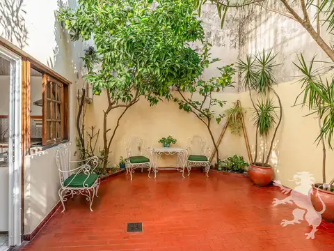 Depto Tipo Casa en Venta con 1 cocheras